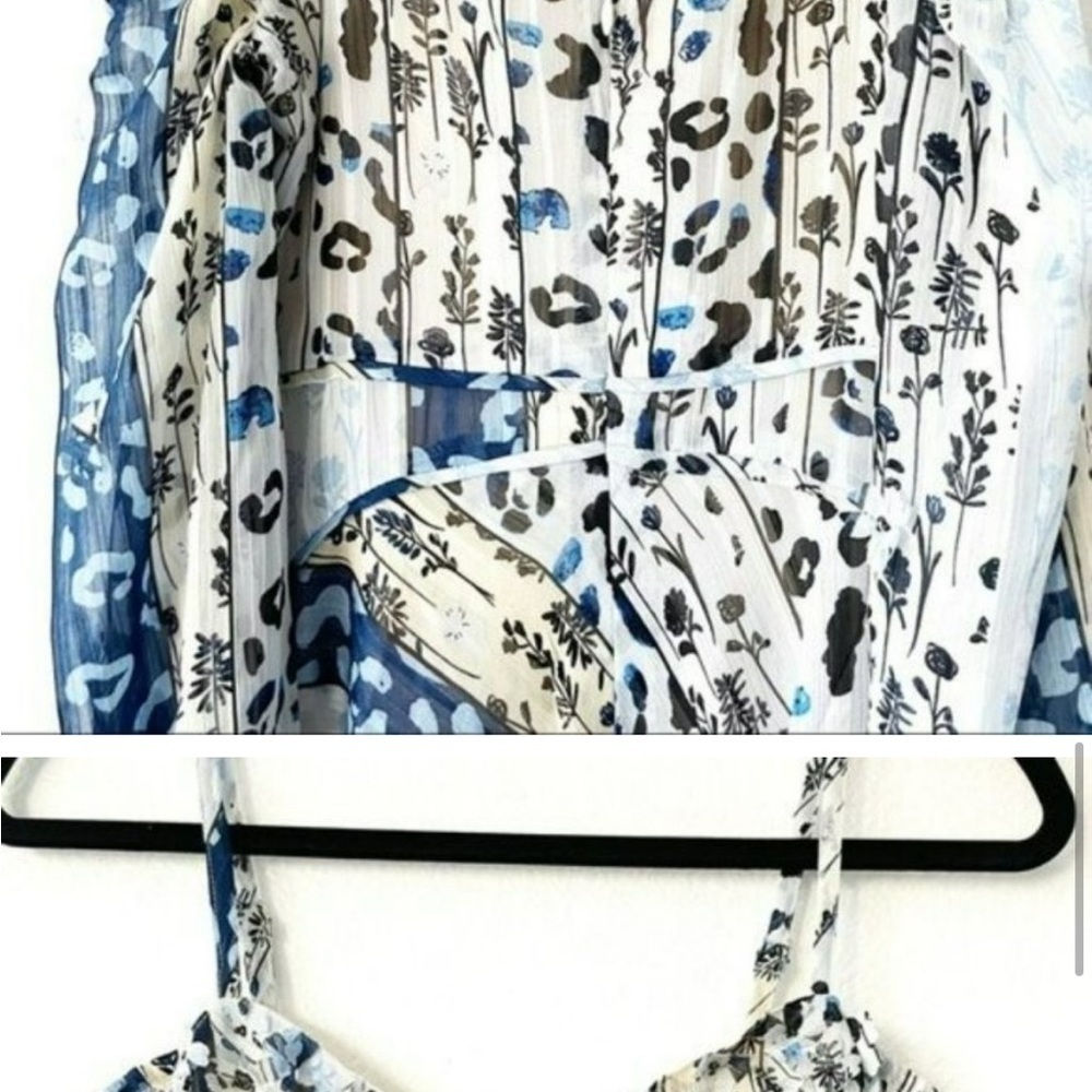 Foxiedox Aurora 3D floral print 3D appliqué
mini dress cold shoulder sleeves - Picture 2 of 4